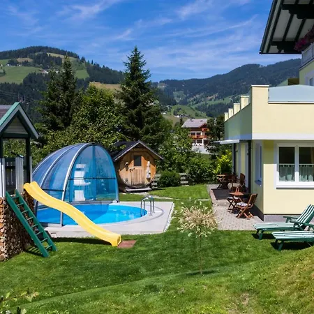 Haus Schoenegg Apartman *